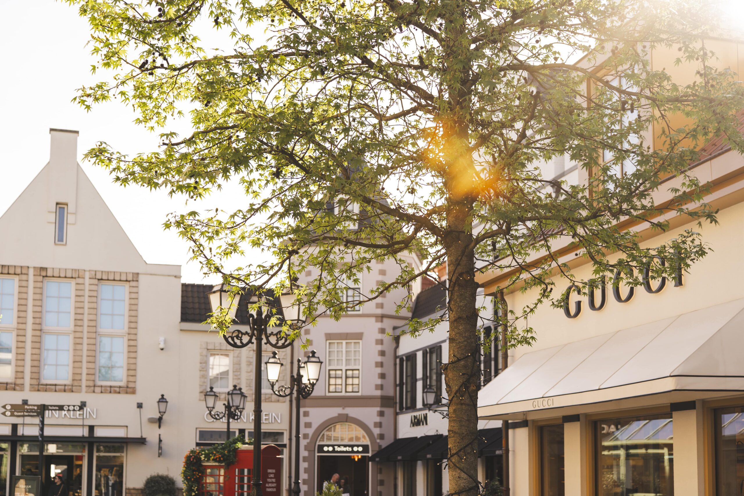 Herfstcollecties en nieuwe winkels in Outlets Roermond, Roosendaal en Roubaix